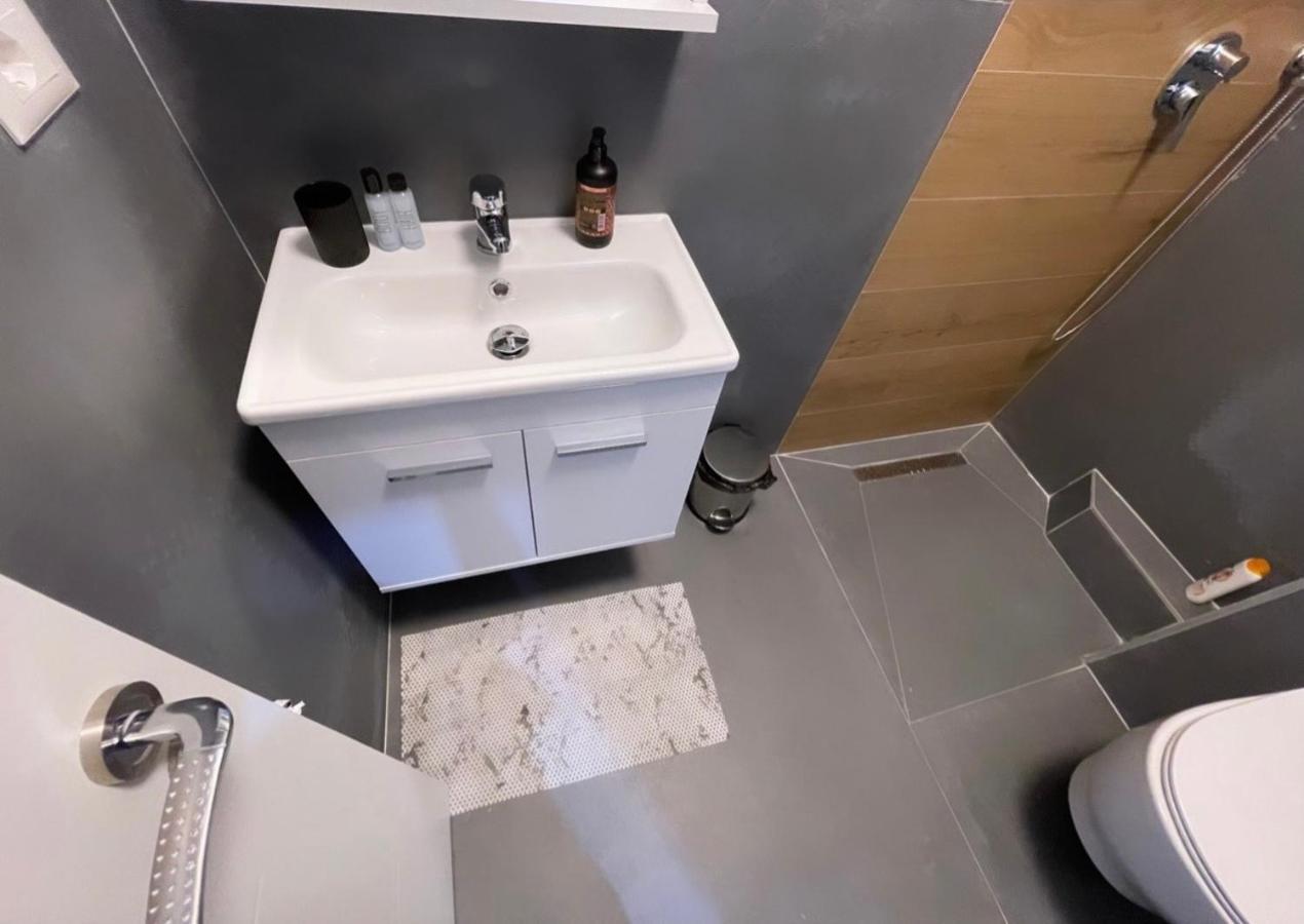 Tirana Sunshine Apartment 외부 사진